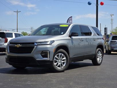 Used 2023 Chevrolet Traverse LS