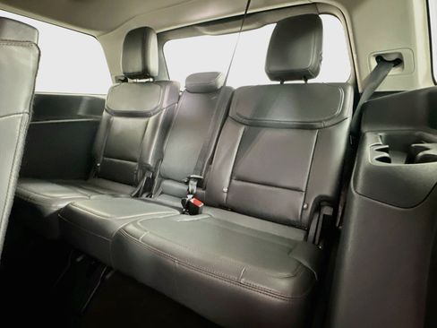 Used 2025 Ford Expedition Active AWD/4WD image 30
