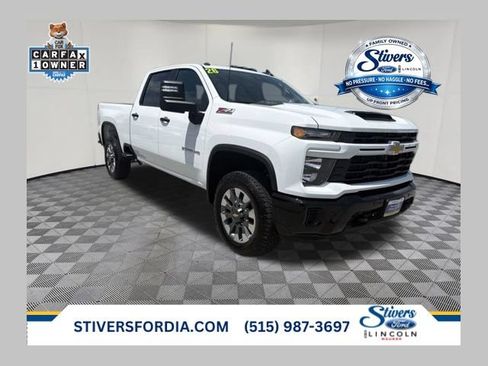 Used 2026 Chevrolet Silverado 2500 Custom w/ Custom Value Package AWD/4WD image 1
