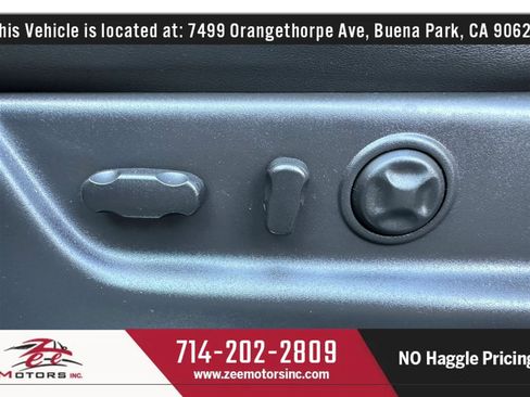 Used 2013 Cadillac Escalade Premium AWD/4WD image 58