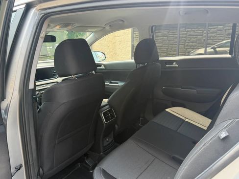 Used 2022 Kia Sportage LX w/ LX AWD Value Edition Package image 30