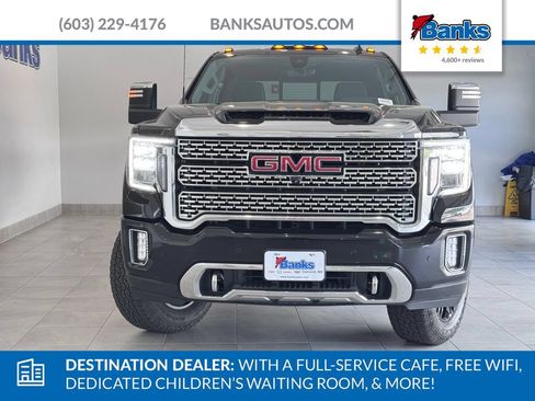 Certified 2023 GMC Sierra 2500 Denali w/ Denali Black Diamond Edition AWD/4WD image 3
