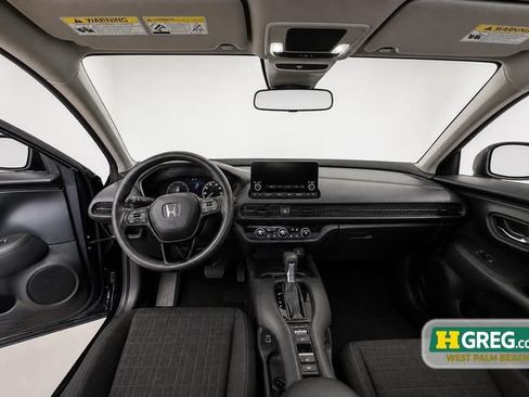 Used 2023 Honda HR-V LX image 14