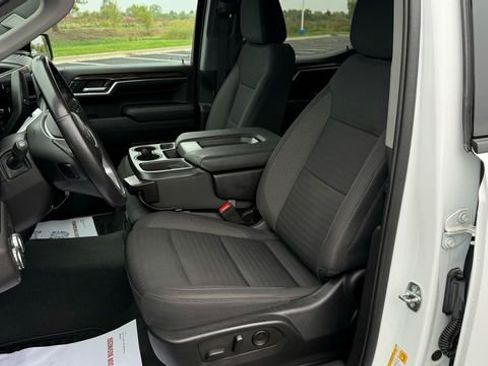 Used 2022 GMC Sierra 1500 Elevation image 21