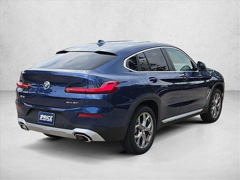 Used 2025 BMW X4 xDrive30i AWD/4WD image 5