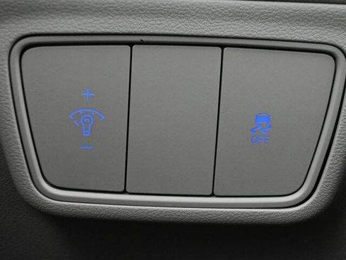 Used 2022 Hyundai Tucson SE image 29