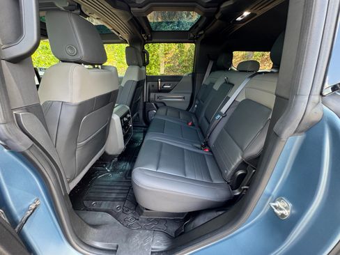 Used 2024 GMC Hummer EV 3X w/ Omega Edition AWD/4WD image 51