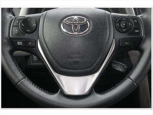 Certified 2016 Toyota RAV4 Limited image 41