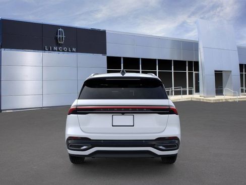 New 2024 Lincoln Nautilus Reserve w/ Equipment Group 202A image 5