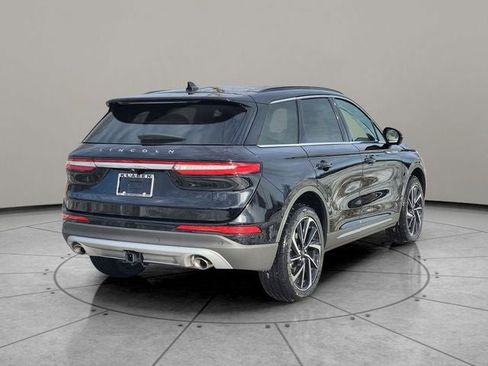 New 2026 Lincoln Corsair Reserve image 12