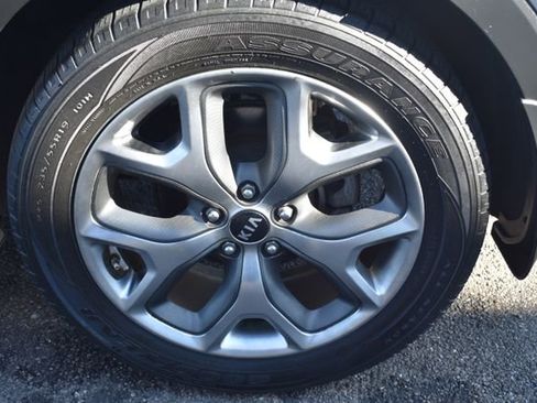 Used 2019 Kia Sorento EX FWD image 49