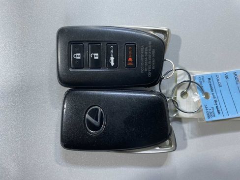 Used 2016 Lexus IS 300 AWD w/ Navigation System Package image 20