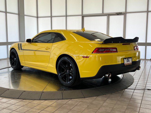Used 2015 Chevrolet Camaro SS w/ RS Package RWD image 5