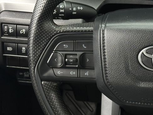 Used 2024 Toyota Tacoma 2WD Double Cab image 14