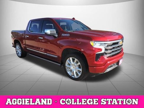 Certified 2024 Chevrolet Silverado 1500 High Country w/ High Country Premium Package image 3