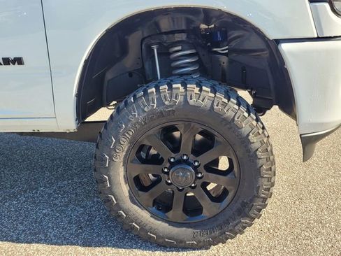 Used 2024 RAM 3500 Laramie w/ Night Edition image 12