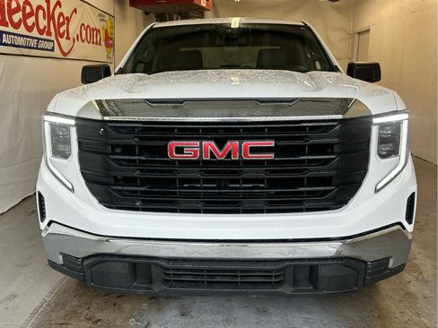 Used 2023 GMC Sierra 1500 Pro w/ Convenience Package image 3