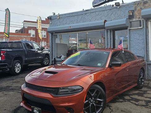 Used 2020 Dodge Charger GT w/ Blacktop Package image 3