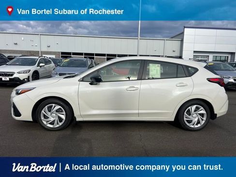 Certified 2024 Subaru Impreza 2.0i image 2