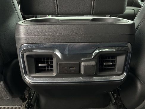 Used 2022 Chevrolet Silverado 2500 LTZ w/ LTZ Premium Package image 31