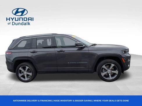 Used 2023 Jeep Grand Cherokee 4WD 4xe w/ Luxury Tech Group II image 10