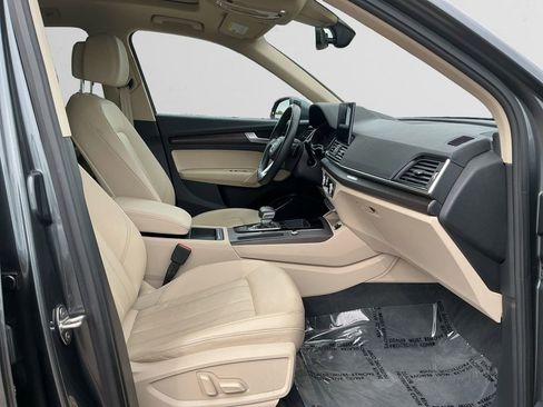 Used 2022 Audi Q5 2.0T Premium w/ Convenience Package image 15