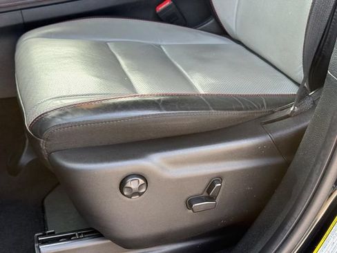Used 2023 Dodge Durango GT AWD/4WD image 37