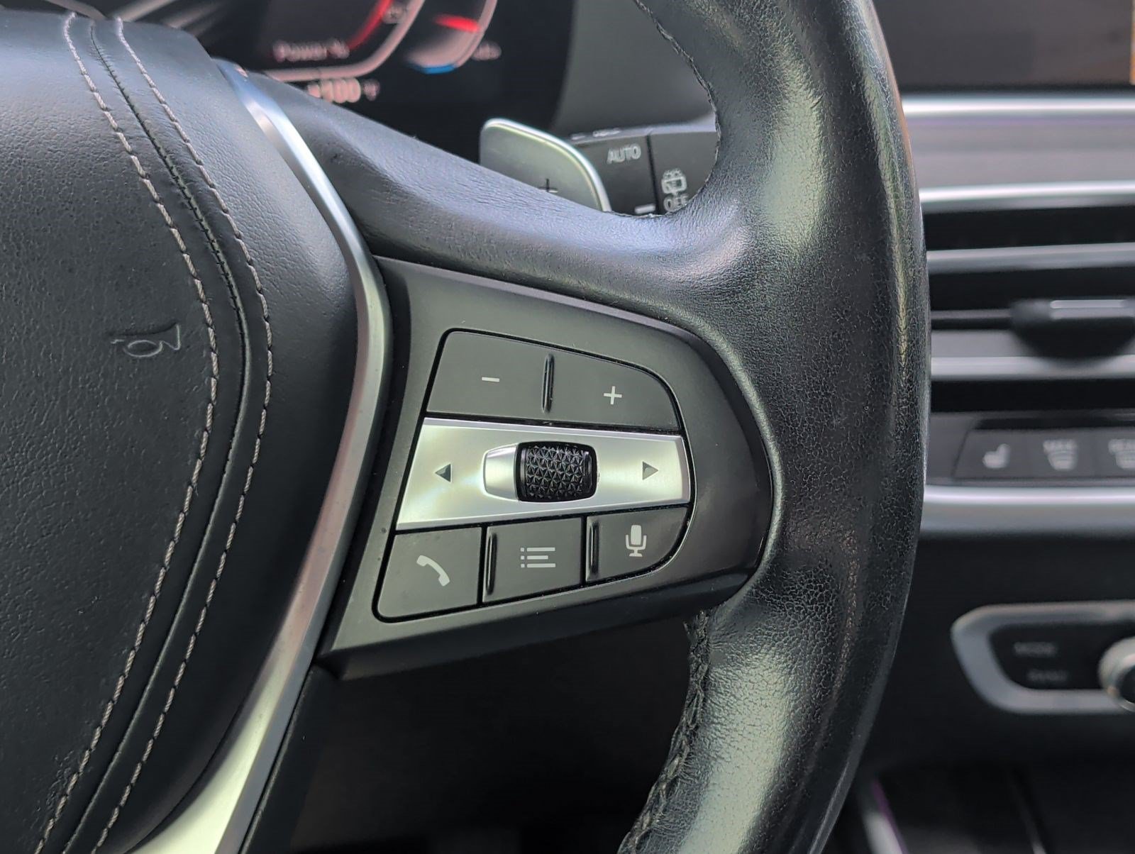 Used 2022 BMW X5 sDrive40i w/ Premium Package RWD image 15