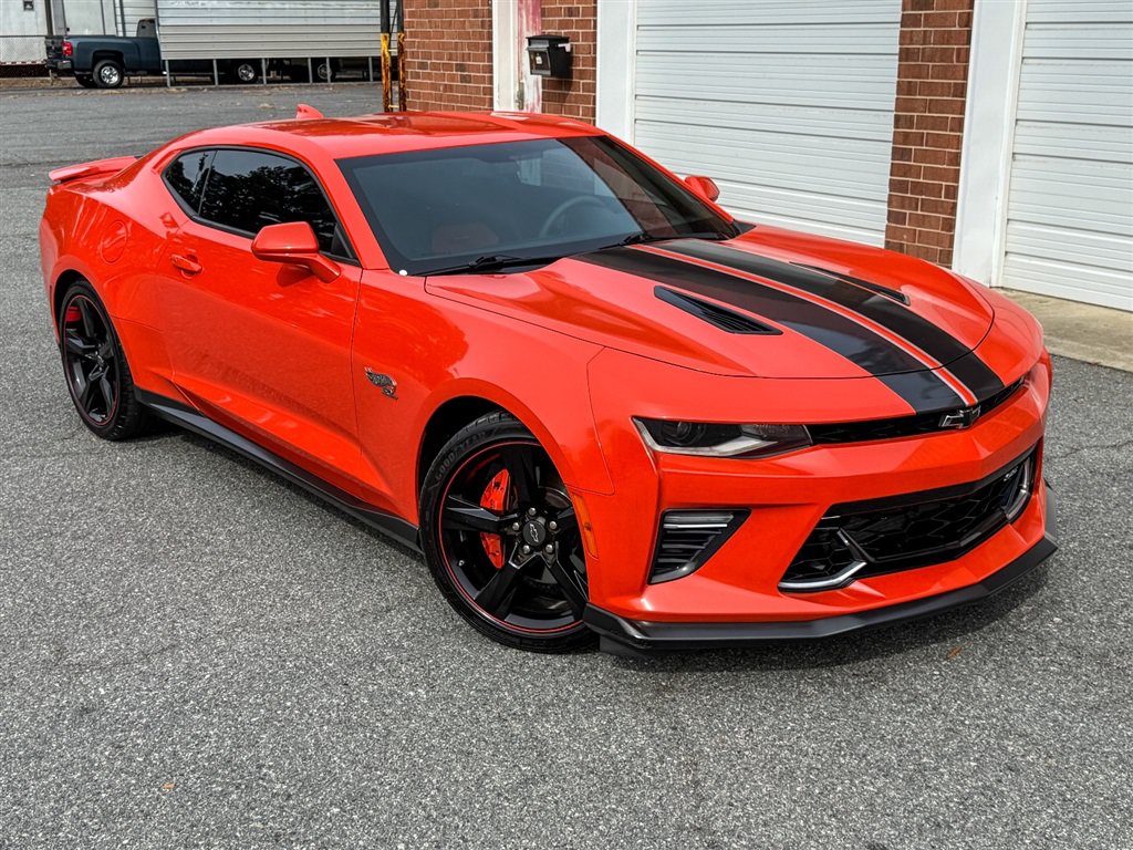 Used 2018 Chevrolet Camaro SS w/ Hot Wheels Edition RWD image 26