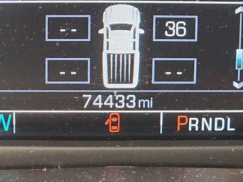 Used 2018 Chevrolet Silverado 1500 LT w/ All Star Edition image 19