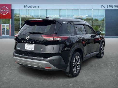 Certified 2023 Nissan Rogue SV w/ SV Premium Package image 5