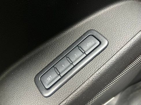 Used 2019 GMC Yukon XL SLT RWD image 17
