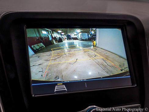 Used 2019 Chevrolet Equinox LT FWD image 21