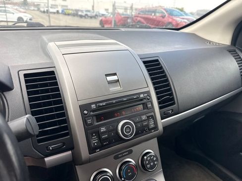 Used 2010 Nissan Sentra 2.0 SR w/ Convenience Pkg FWD image 14