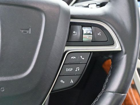 Used 2020 Lincoln Nautilus Reserve AWD/4WD image 22