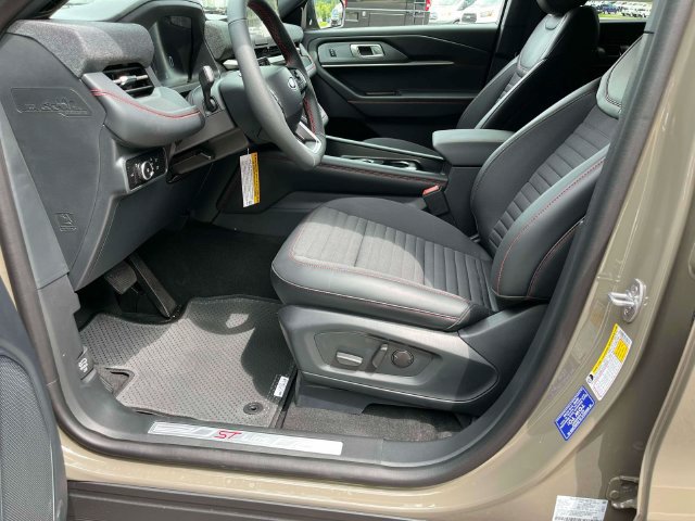 New 2026 Ford Explorer ST-Line RWD image 24
