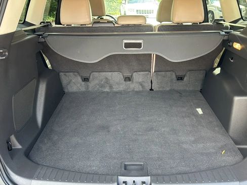 Used 2017 Ford Escape Titanium image 14