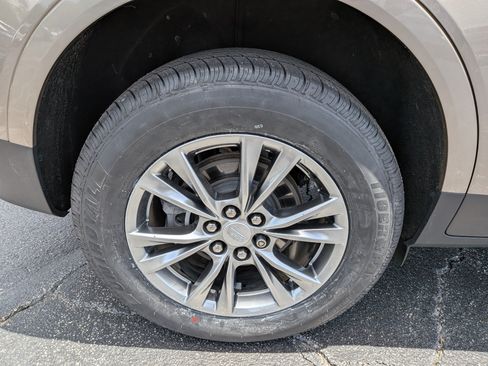 Certified 2023 Cadillac XT5 Premium Luxury FWD image 12