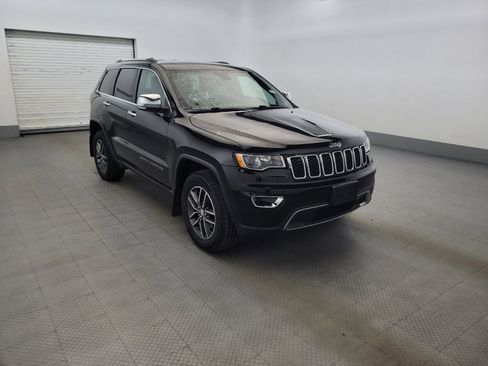 Used 2017 Jeep Grand Cherokee Limited AWD/4WD image 13