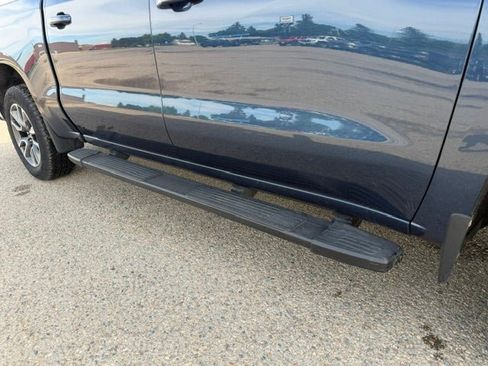 Used 2021 Chevrolet Silverado 1500 RST AWD/4WD image 10
