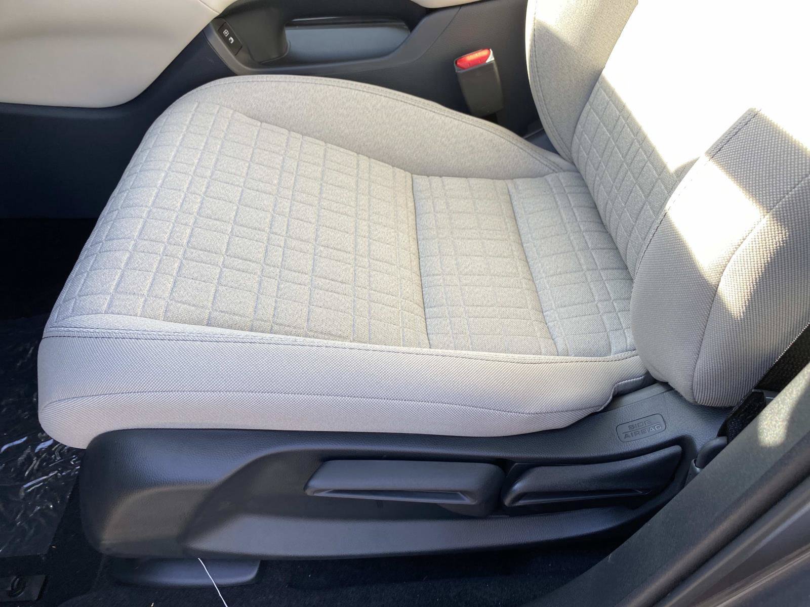 New 2027 Honda HR-V LX image 9