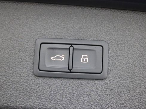 Used 2016 Audi A7 3.0T Prestige w/ Prestige Package image 32