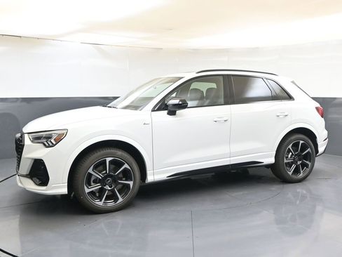Used 2025 Audi Q3 2.0T Premium Plus w/ Premium Plus Package image 2