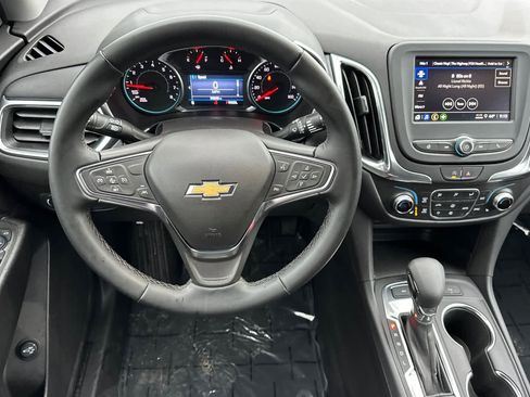 Used 2024 Chevrolet Equinox LT image 14