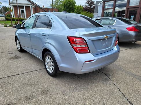 Used 2018 Chevrolet Sonic LT FWD image 5