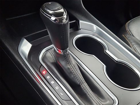 Used 2019 Chevrolet Traverse RS image 31