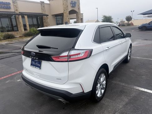 Used 2022 Ford Edge Titanium w/ Equipment Group 301A image 7