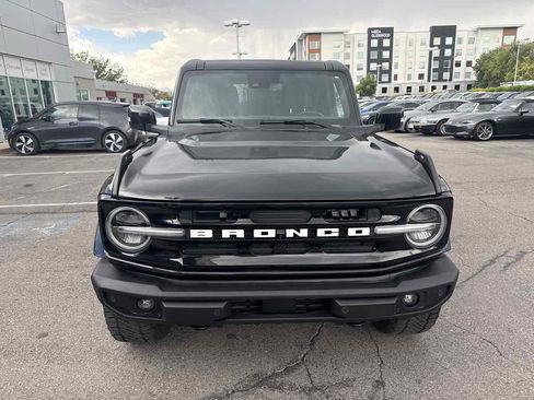 Used 2021 Ford Bronco Outer Banks AWD/4WD image 3
