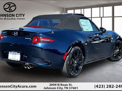 New 2026 MAZDA MX-5 Miata Club w/ Interior Package RWD image 4