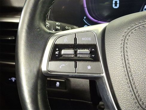 Used 2023 Kia Telluride EX w/ EX Captain's Chair Package image 24